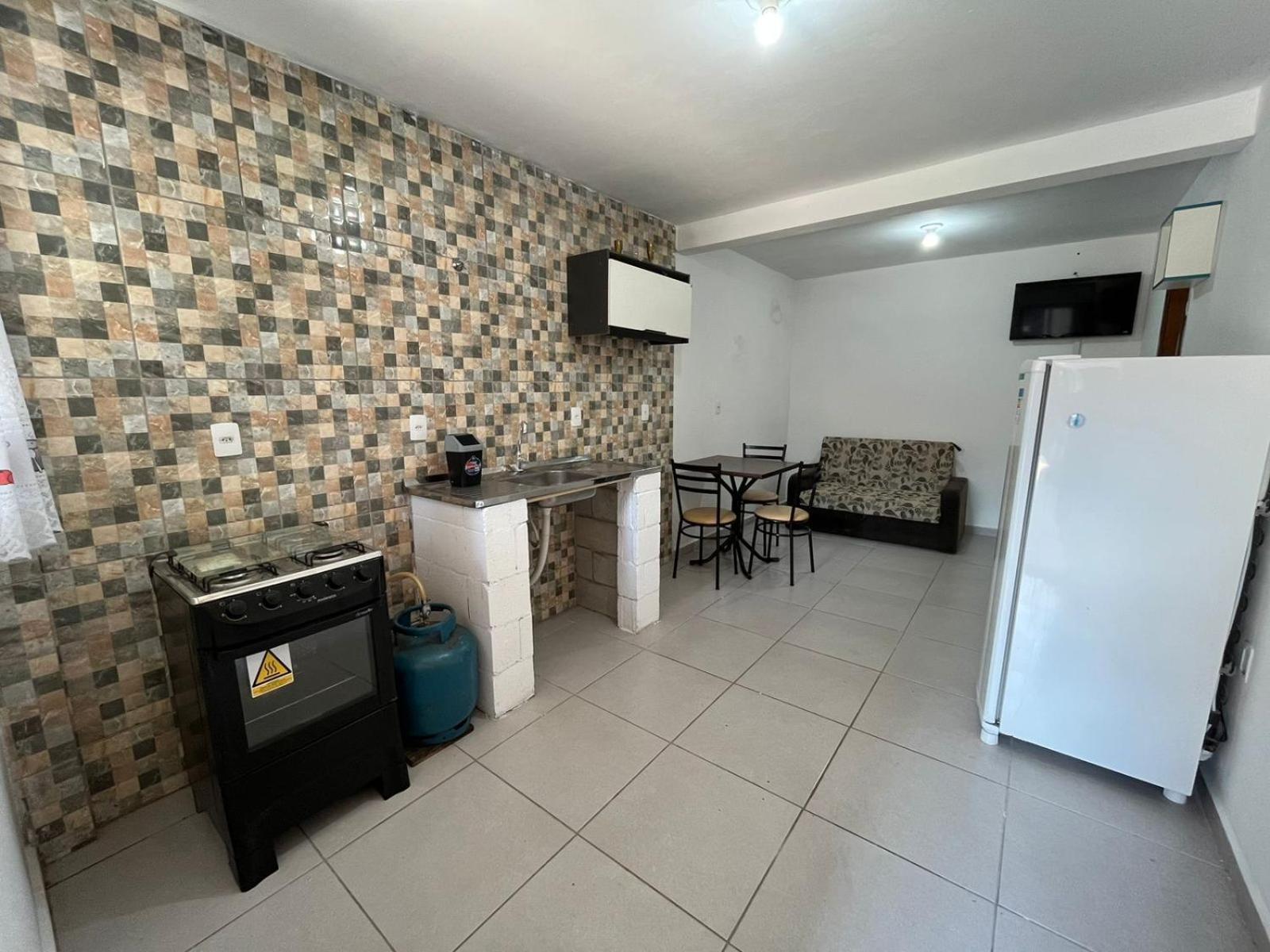 Kitnets No Campeche A 500 Metros Do Mar Florianopolis Exterior foto